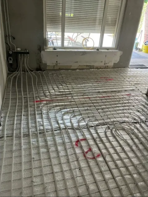 Vloerverwarming in een gefreesde vloer